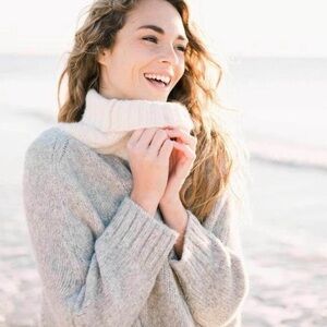 Cozy Mersea Alpaca Blend Cream and Light Gray Pullover Sweater